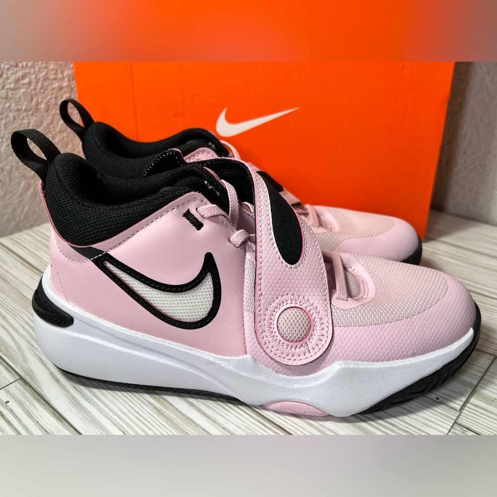 Nike‎ team hustle d 11 big kids basketball shoes sneakers pink 5.5Y DV8996 600